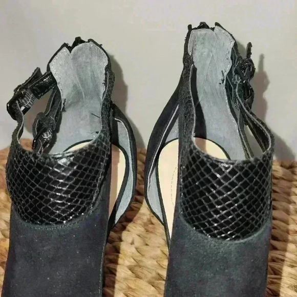 Guess Finnie Heels - Picture 8 of 14